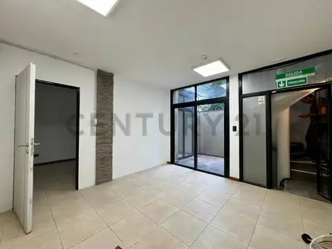 C21 Lucio Barroso alquila oficinas en Barrio Bombal