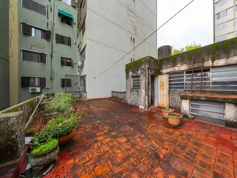 Depto Tipo Casa 7 ambientes con 2 baños