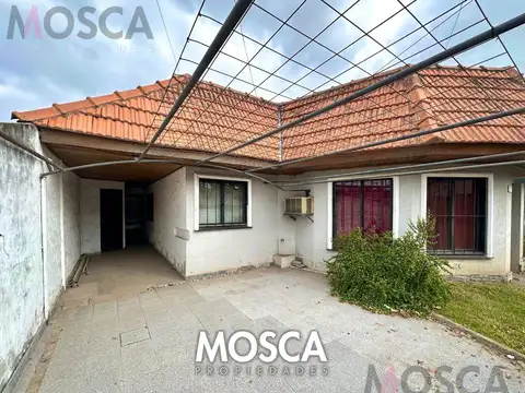 CASA EN VENTA  EN GENERAL RODRIGUEZ CENTRO