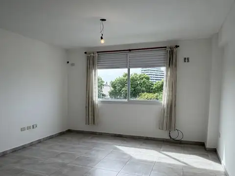 Llerena 2500, Piso 5