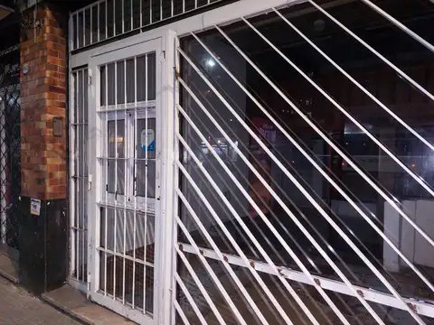 Local en Alquiler en Liniers, USD 400