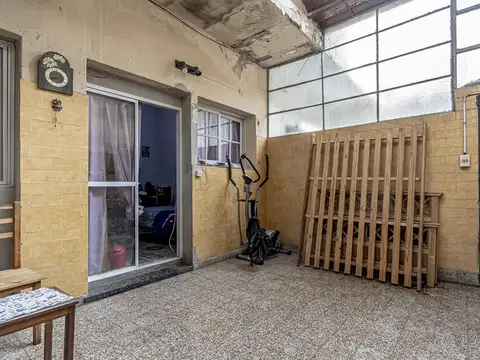 Depto Tipo Casa 2 ambientes con 1 baño