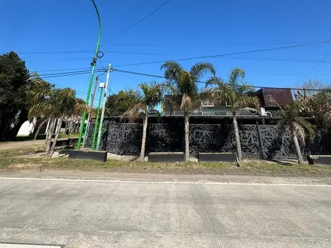 Local en Ensenada