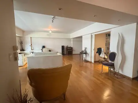 Departamento en Venta con 2 cocheras