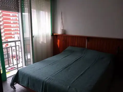 calle 23 900 , Piso 6