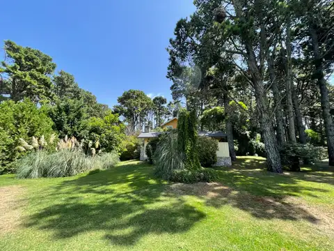 Casa 2 ambientes con 1 baño