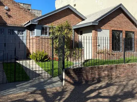 Casa en venta en Quilmes Oeste