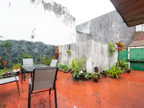 Casa 5 ambientes con 3 baños