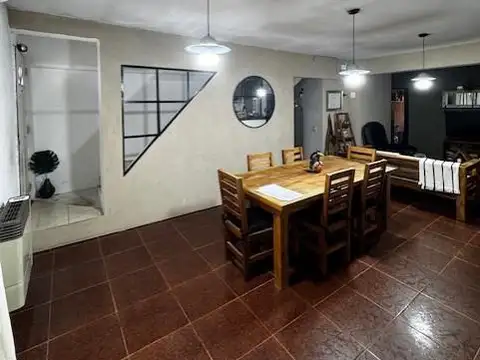 Casa en venta  en Rincon de Milberg 7 ambientes  ideal 2 familias