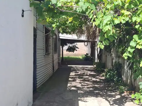 VENTA DE LOTE EN BERNAL ESTE 
