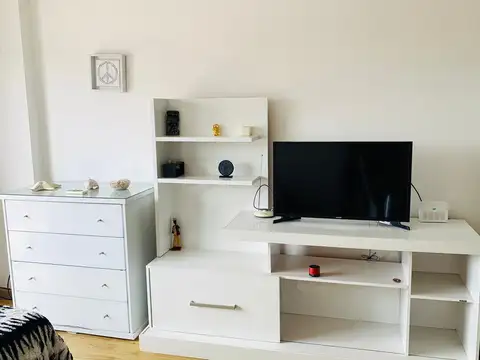 Alquiler temporario monoambiente pileta Caballito