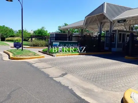 Terreno en Venta de 1077,0 m2