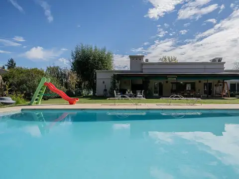 Casa en Venta al Noreste