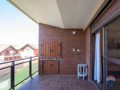 Departamento 5 ambientes con 2 baños