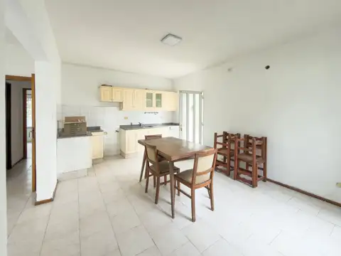 Casa en Venta en Granadero Baigorria, USD 110.000