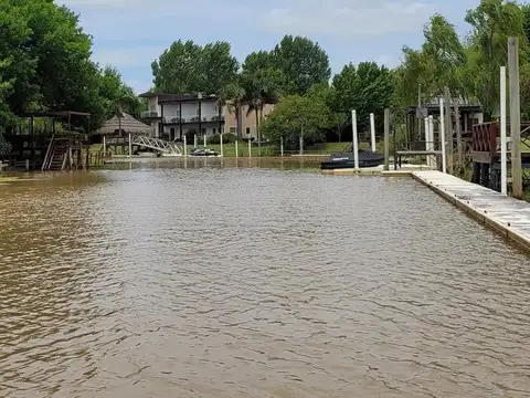 Isla del este- Canal del Este y Arroyo perdido