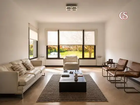 Casa 4 ambientes con 3 baños