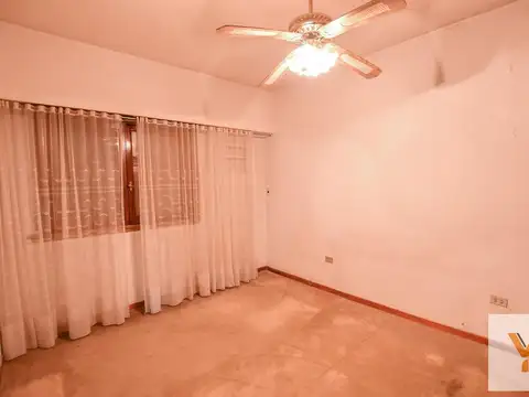 Casa en Venta en Los Hornos, USD 125.000