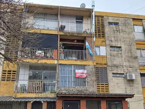 Departamento en venta 2 dormitorios PRIMER PISO Barrio RUCCI