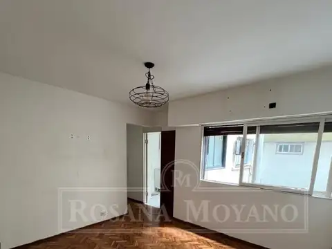 Av. Maipú 2669 , Piso 7