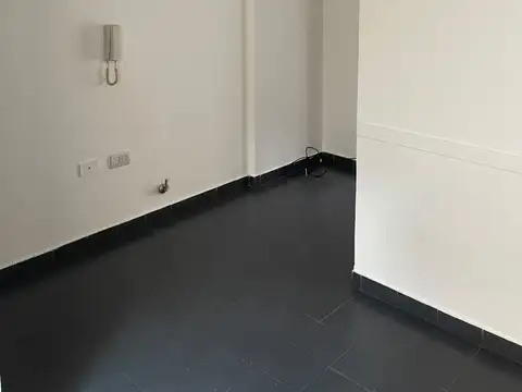 58 9 y 10- Departamento 1 dormitorio con patio