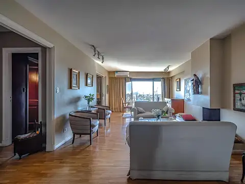 Departamento en Venta de 8 ambientes