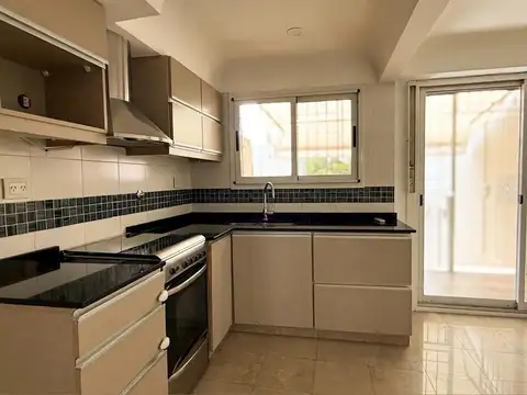 Pedro Moran 3300