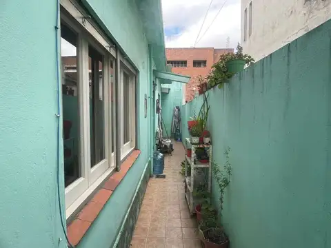 Depto Tipo Casa en Venta de 2 ambientes