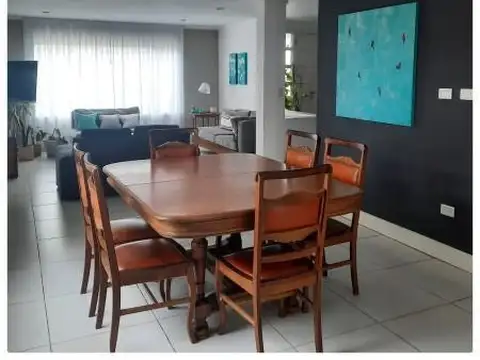 Guemes 4470, Mar Del Plata, Buenos Aires, Argentina.