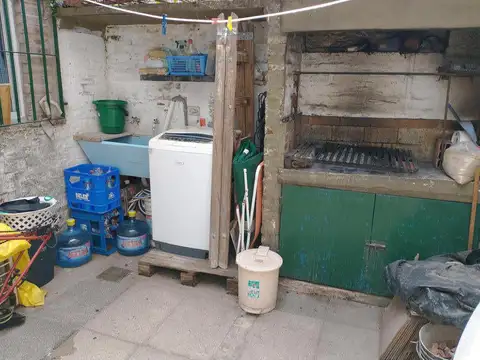 Duplex 3 ambientes, patio, cochera - Olivos