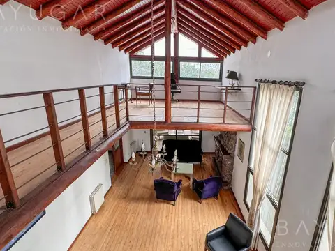 Casa 6 ambientes con 4 baños