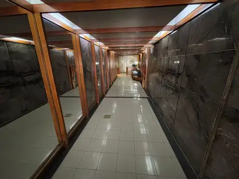 Av. General Paz al 100