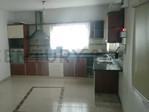 Casa en Alquiler en Rio Ceballos, $ 1.550.000