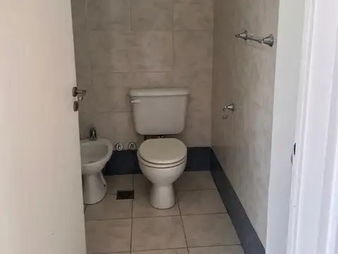 Venta monoambiente con balcon en Boedo