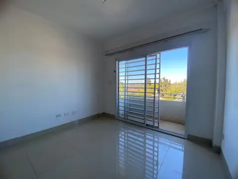 Venta Depto. 2 Ambientes Martín Coronado Balcón