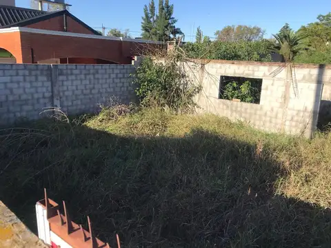 Terreno en Venta en Villa Gobernador Udaondo, USD 70.000