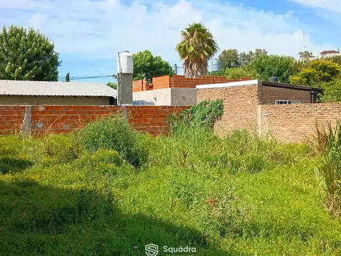 VENTA - Lote de 300 m2 - Barrio Jardín, Fisherton del Este.