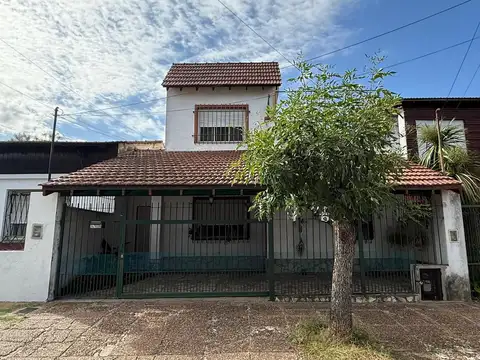 Casa en Chilavert con Jardin!