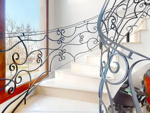 Casa en Venta en City Bell, USD 478.000