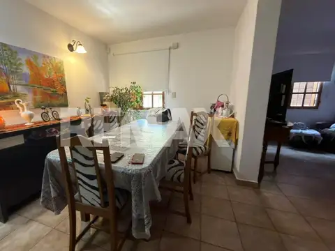 Casa 6 ambientes con 3 baños