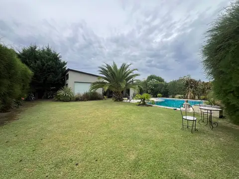 Casa en Venta con 1 cochera