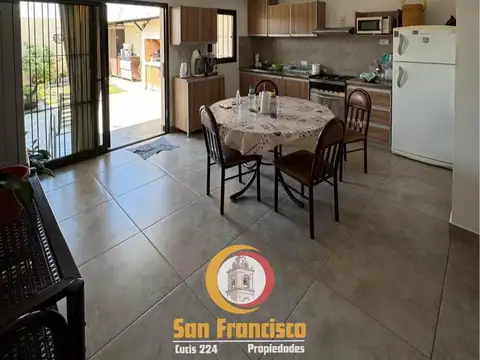 Cmte. Piedrabuena, Grand Bourg