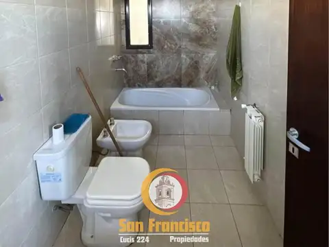 Casa en Venta al Oeste