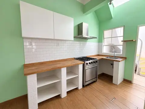 Depto Tipo Casa en Venta en Belgrano R, USD 195.000
