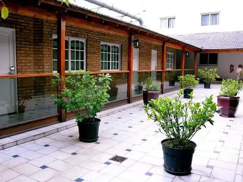 Hotel en venta - 70 Habitaciones - Cocina - Cocheras - 609Mts2 - San Nicolás