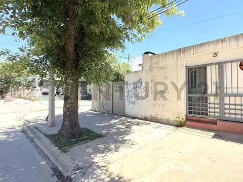 Casa 5 ambientes con 1 baño