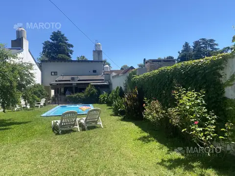 CASA EN VENTA EN BENAVIDEZ - UNA CUADRA DE LA BOTA