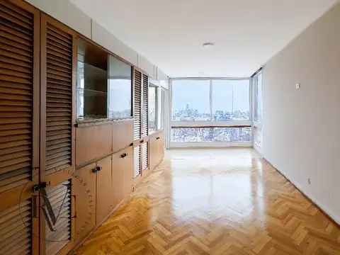 Venta - Barrio Norte  - Avenida Córdoba 2478 y Larrea 785  -  4 ambientes con dependencia