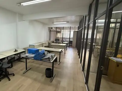 Oficina en Venta 56 años