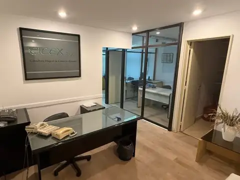 Oficina en venta en Monserrat